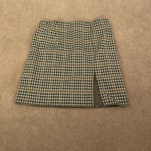Brown plad skirt